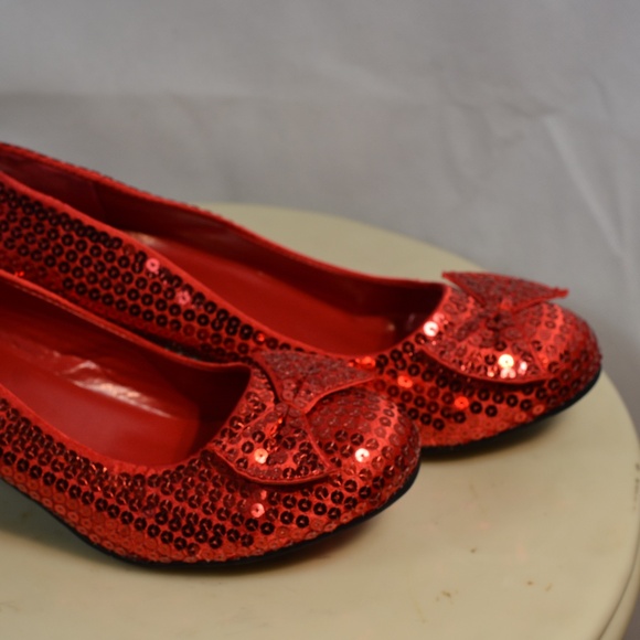 Dorothy's Ruby Red Pumps SZ 9 - Picture 3 of 8